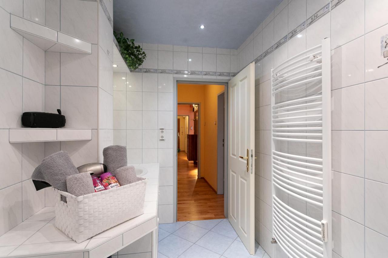 Zentrales Apartment In U-Bahn Naehe & Hauptbahnhof Vienne Extérieur photo